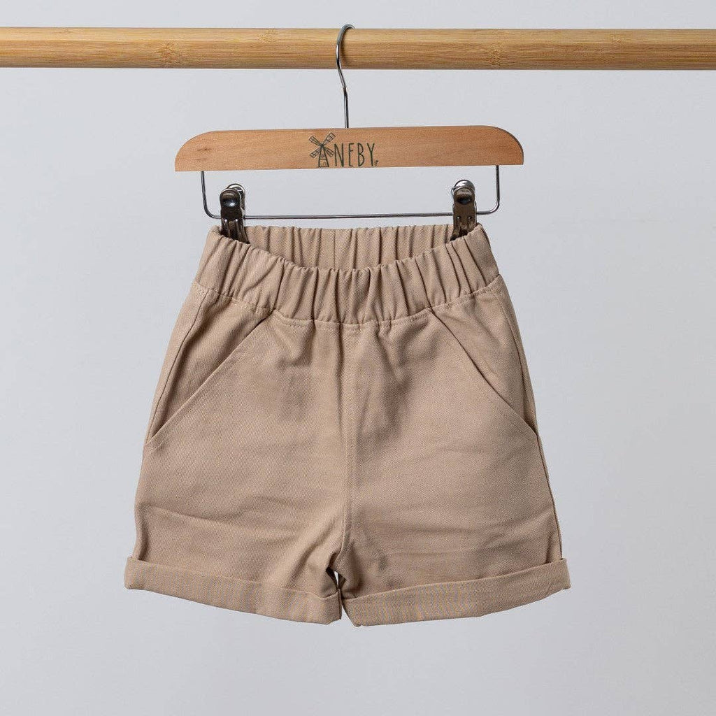 Shorts: Oat