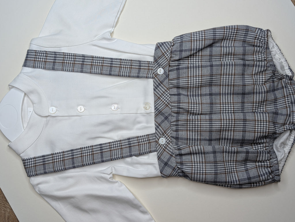 Set Plaid Shorts + Shirt