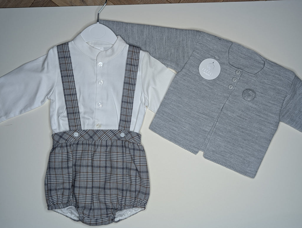 Set Plaid Shorts + Shirt